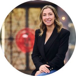 Eugenia Velez Barreneche, Vicepresidente Programación y Mercadeo