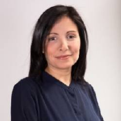 Maria Eugenia Muci / Showrunner / VIP 2000 TV