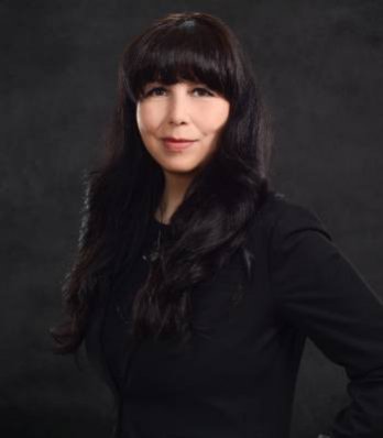 Elizabeth Bowen-Tombari Editor TV Latina 