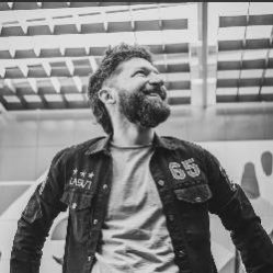 Adrian Garelik / CEO / Flixxo 